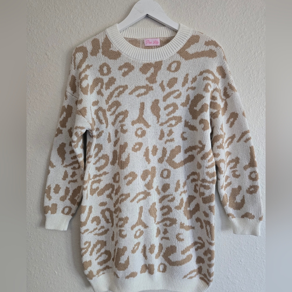 Pink Lily Animal Print Sweater Tunic Oversized Size Small